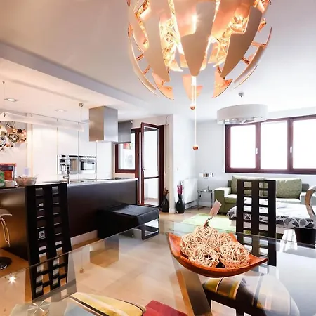 Piso Moderno, Céntrico Y Con Garaje Gratis Apartamento Bilbao