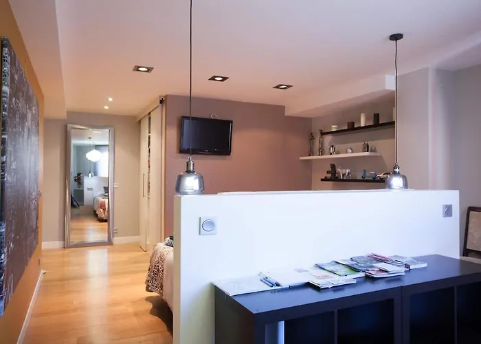 Apartment Piso Moderno, Centrico Y Con Garaje Gratis *