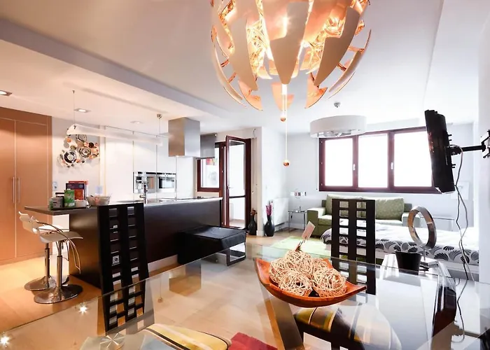 Piso Moderno, Céntrico Y Con Garaje Gratis Apartamento Bilbao