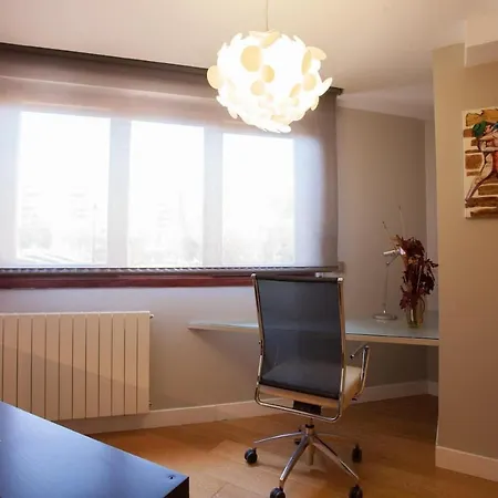 Piso Moderno, Centrico Y Con Garaje Gratis * Бильбао