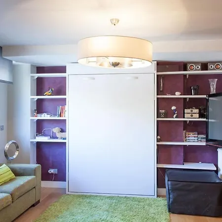 Piso Moderno, Centrico Y Con Garaje Gratis Бильбао