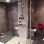 Piso Moderno, Centrico Y Con Garaje Gratis