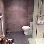 Piso Moderno, Centrico Y Con Garaje Gratis